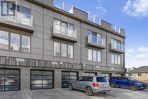 16 - 261 Skinner Road, Hamilton, ON - Outdoor