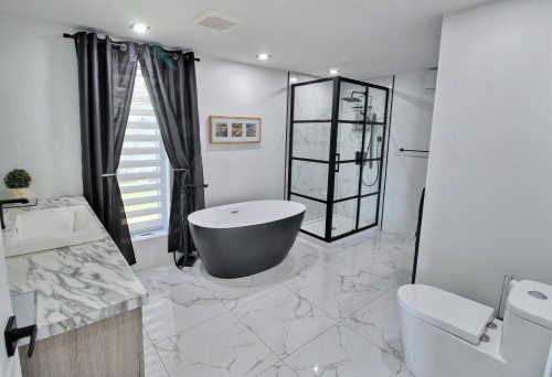 Salle de bains - 4218 Ch. Beauchastel, Rouyn-Noranda, QC - Indoor Photo Showing Bathroom