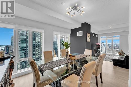 4407 - 210 Victoria Street, Toronto, ON - Indoor Photo Showing Dining Room
