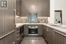 719 - 39 Queens Quay, Toronto, ON  - Indoor Photo Showing Kitchen With Upgraded Kitchen 