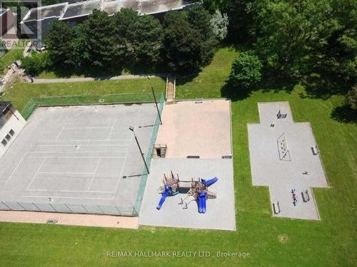 817 - 5 Parkway Forest Drive N, Toronto, ON - Outdoor