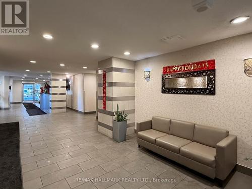 817 - 5 Parkway Forest Drive N, Toronto, ON - Indoor