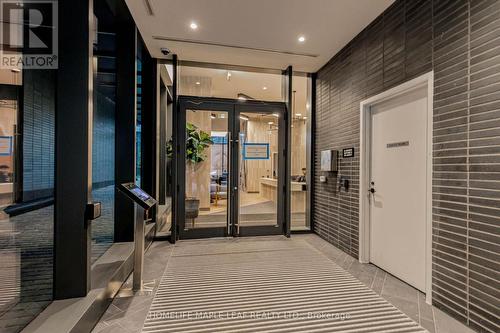 415 - 35 Parliament Street, Toronto, ON -  With Exterior