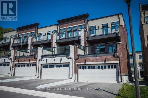 37 Carrville Woods Circle, Vaughan, ON - Outdoor With Balcony