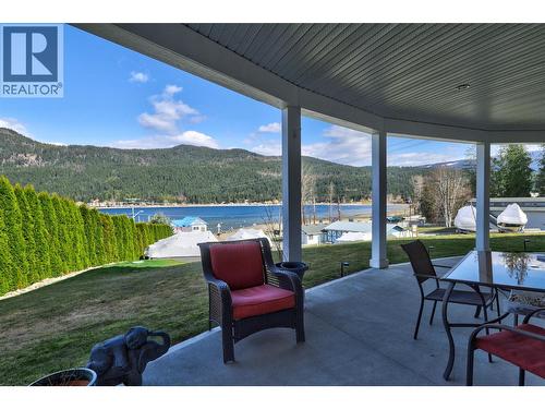 2886 Marine Drive, Blind Bay, BC 