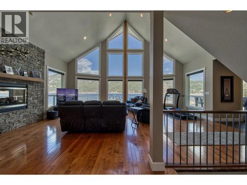 2886 Marine Drive, Blind Bay, BC 