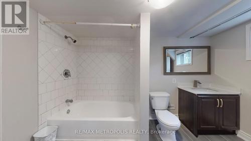 Bsmt - 14 Furlong Court, Toronto, ON - Indoor Photo Showing Bathroom