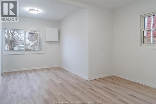 383 Laporte Avenue, Windsor, ON - Indoor Photo Showing Other Room