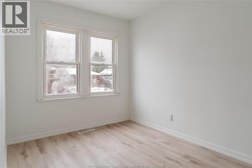 383 Laporte Avenue, Windsor, ON - Indoor Photo Showing Other Room