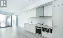 2721 - 19 WESTERN BATTERY ROAD  Toronto, ON M6K 0E3