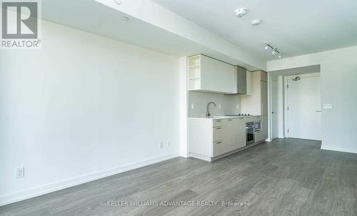 2721 - 19 Western Battery Road, Toronto, ON - Indoor Photo Showing Kitchen