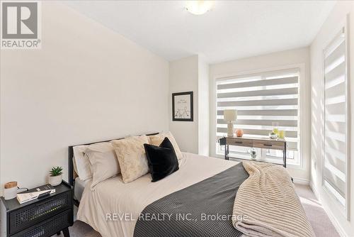 25 Lake Trail Way, Whitby, ON - Indoor Photo Showing Bedroom