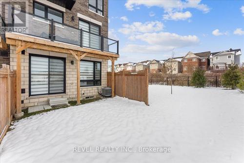 25 Lake Trail Way, Whitby, ON - Outdoor