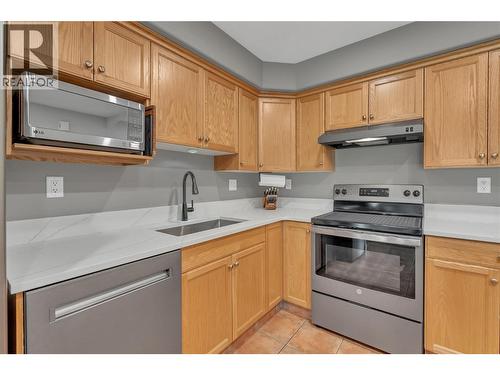 9307 62 Avenue Unit# 309, Osoyoos, BC - Indoor Photo Showing Kitchen With Double Sink