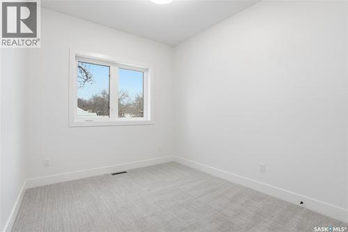 1137 13Th Street, Saskatoon, SK - Indoor Photo Showing Other Room