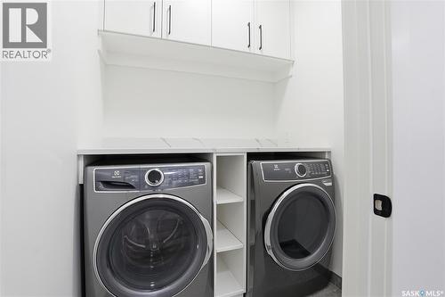1137 13Th Street, Saskatoon, SK - Indoor Photo Showing Laundry Room