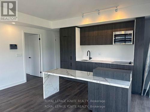 1702 - 370 Martha Street, Burlington, ON - Indoor