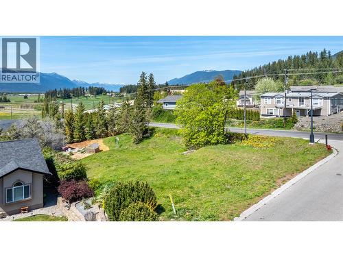 1031 Selkirk Drive, Creston, BC 