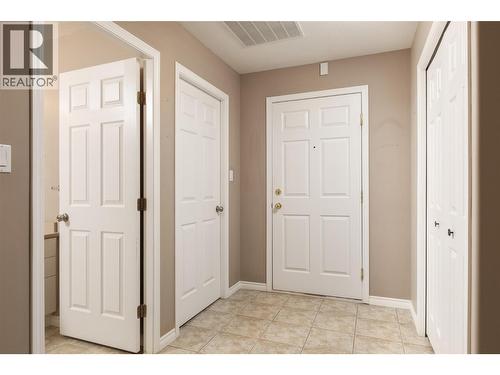 1966 Durnin Road Unit# 501, Kelowna, BC - Indoor Photo Showing Other Room