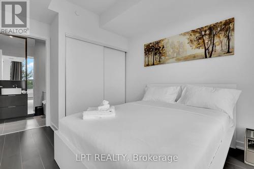 223 - 28 Ann Street, Mississauga, ON - Indoor Photo Showing Bedroom