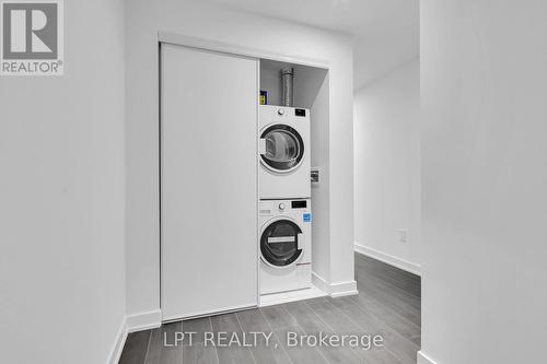 223 - 28 Ann Street, Mississauga, ON - Indoor Photo Showing Laundry Room