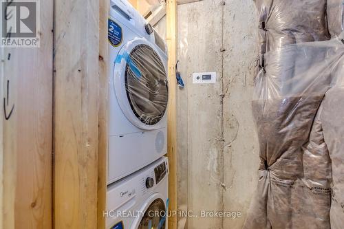 3219 Crystal Drive, Oakville, ON - Indoor Photo Showing Laundry Room