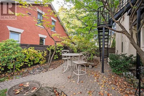 6 - 432 Burlington Avenue, Burlington, ON - Outdoor