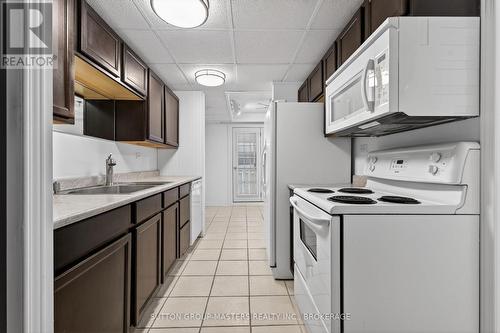 16 Corrigan Street, Kingston (East Of Sir John A. Blvd), ON - Indoor Photo Showing Kitchen