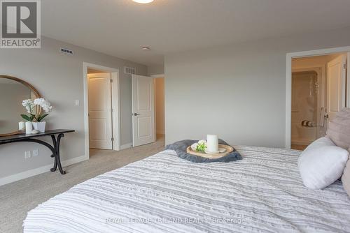 122 Styles Drive, St. Thomas, ON - Indoor Photo Showing Bedroom