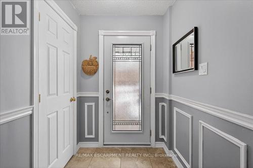71 Royaledge Way, Hamilton, ON - Indoor Photo Showing Other Room