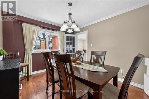 71 Royaledge Way, Hamilton, ON - Indoor Photo Showing Dining Room