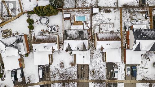 71 Royaledge Way, Hamilton, ON - Outdoor