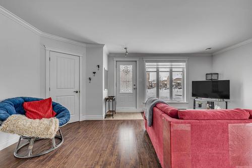 Salon - 4811 Rue Des Samares, Québec (Charlesbourg), QC - Indoor Photo Showing Living Room