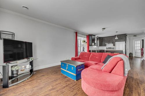 Salon - 4811 Rue Des Samares, Québec (Charlesbourg), QC - Indoor Photo Showing Living Room