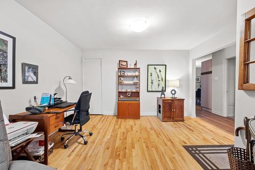 Dining room - 8884 Rue Tolhurst, Montréal (Ahuntsic-Cartierville), QC - Indoor Photo Showing Office