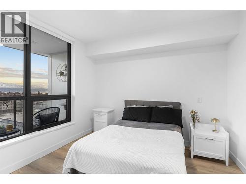 1488 Bertram Street Unit# 1005, Kelowna, BC - Indoor Photo Showing Bedroom