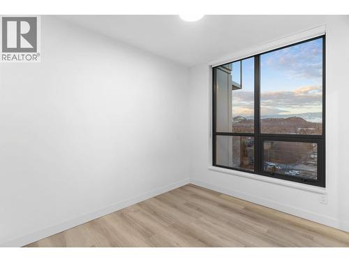 2nd bedroom - 1488 Bertram Street Unit# 1005, Kelowna, BC - Indoor Photo Showing Other Room