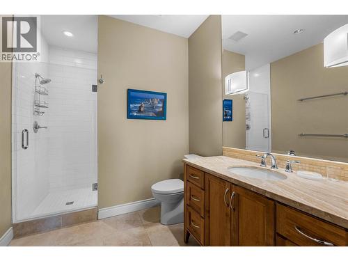 370 Battle Street Unit# 401, Kamloops, BC - Indoor Photo Showing Bathroom