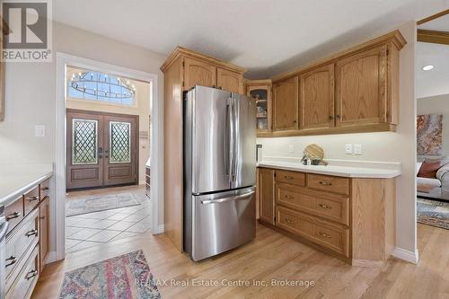5044 Whitelaw Road, Guelph/Eramosa, ON - Indoor Photo Showing Kitchen