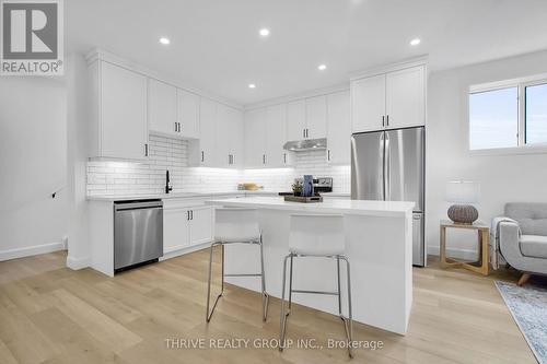6 - 74 Church Street, Stratford, ON - Indoor Photo Showing Kitchen With Upgraded Kitchen