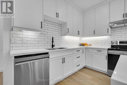 6 - 74 Church Street, Stratford, ON - Indoor Photo Showing Kitchen With Double Sink With Upgraded Kitchen