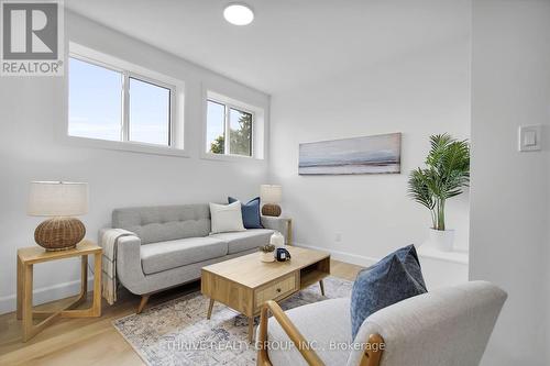 6 - 74 Church Street, Stratford, ON - Indoor Photo Showing Living Room