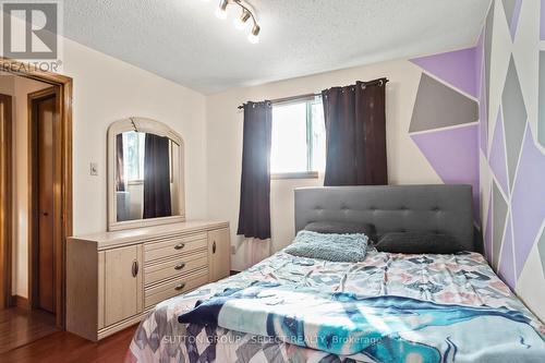 31 Meadowview Road, London South (South O), ON - Indoor Photo Showing Bedroom