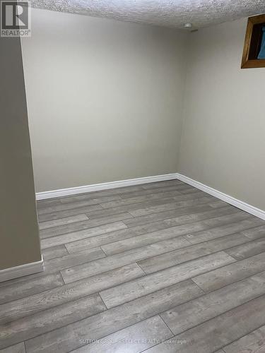 31 Meadowview Road, London South (South O), ON - Indoor Photo Showing Other Room