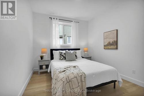 7 - 74 Church Street, Stratford, ON - Indoor Photo Showing Bedroom