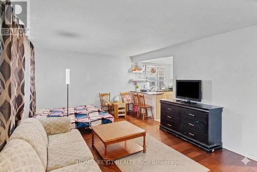 57 Linnwood Avenue, Cambridge, ON - Indoor Photo Showing Living Room