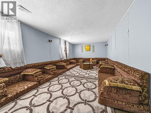 23 Donald Avenue, Leamington, ON - Indoor