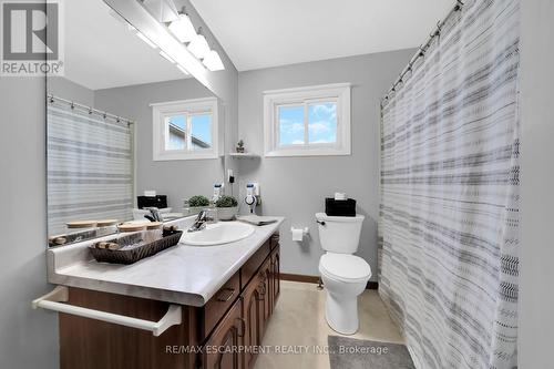 1073 Concession 6 Woodhouse Road, Norfolk, ON - Indoor Photo Showing Bathroom