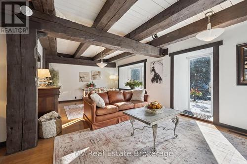6 Millridge Estate Private, Centre Wellington (Elora/Salem), ON - Indoor Photo Showing Living Room