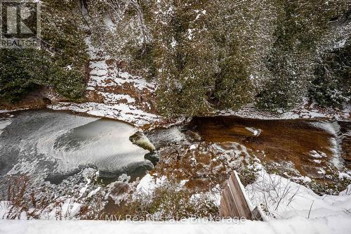 6 Millridge Estate Private, Centre Wellington (Elora/Salem), ON - Outdoor